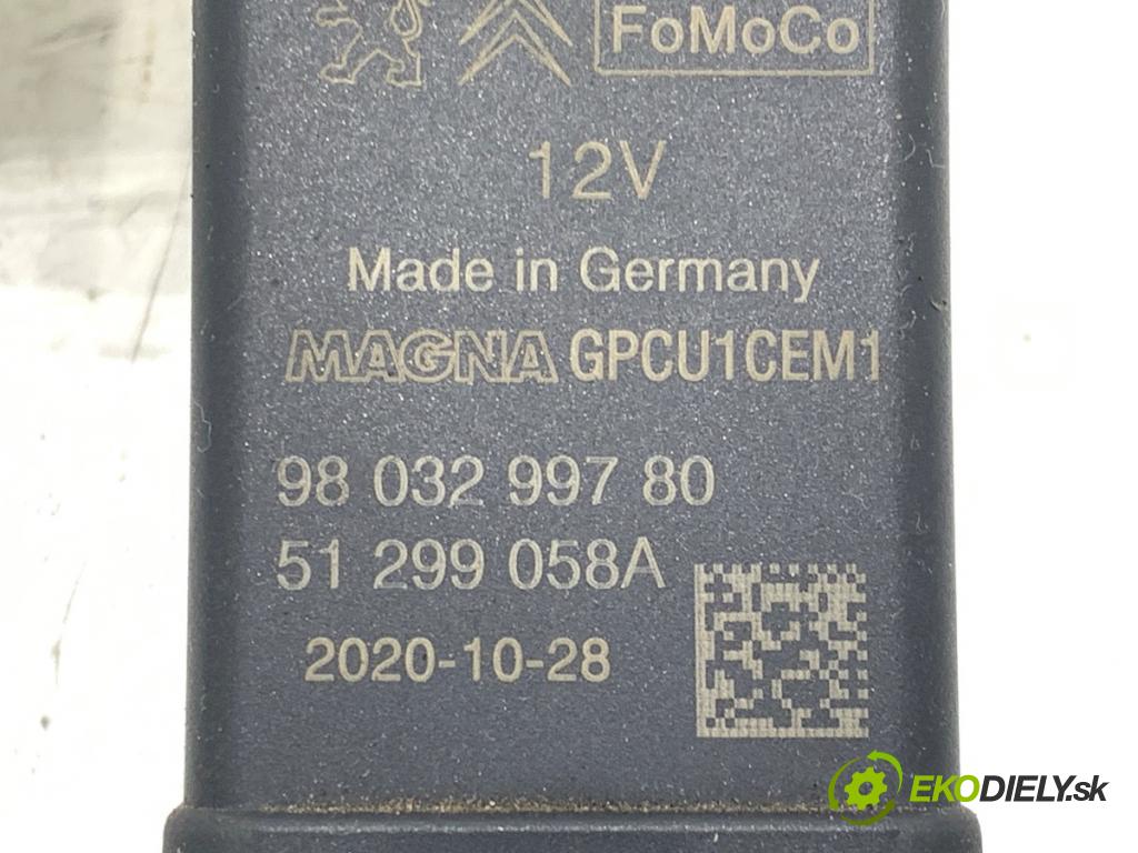 PEUGEOT PARTNER IV Nadwozie pełne/minivan 2020 75 kW 1.5 BlueHDi 100 1499 relé sviečok žhavenia 9803299780 (Relé)