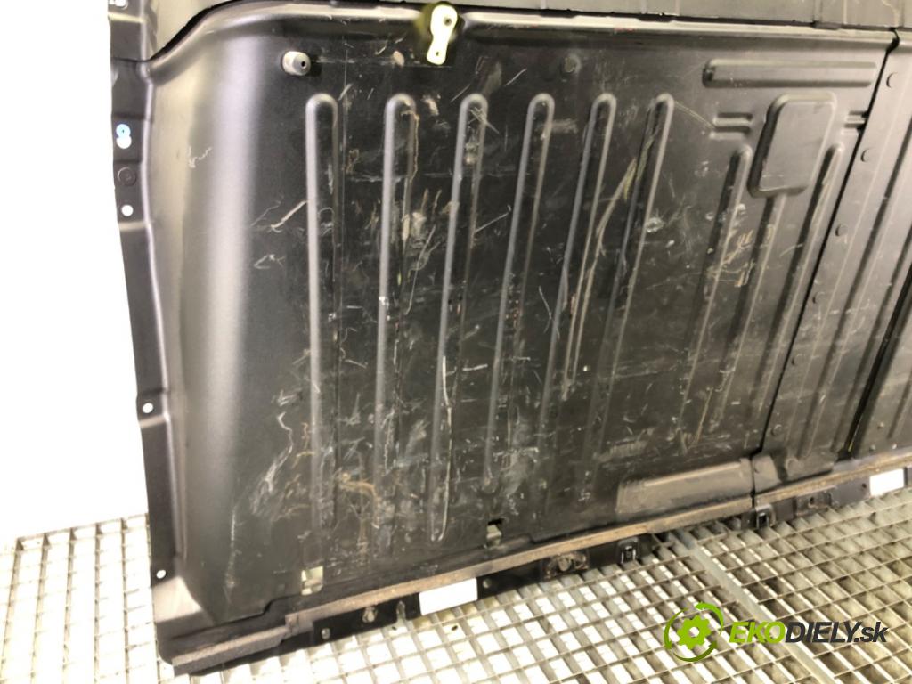 PEUGEOT PARTNER IV Nadwozie pełne/minivan 2020 75 kW 1.5 BlueHDi 100 1499 stěna delící 9822949280 (Interiér ostatní)