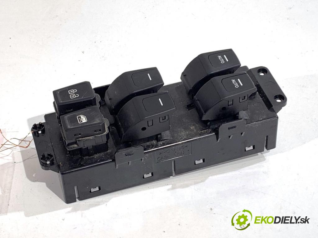 SSANGYONG TORRES  2023 120 kW 1.5 GDI AWD   (1497 ccm / 120 kW / 163 KM) 1497 Prepínač okien 85811-41200 (Prepínacie páčky pod volantom)