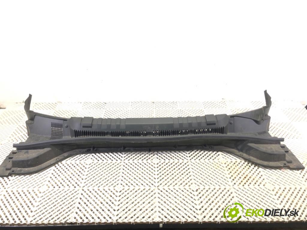 SSANGYONG TORRES  2023 120 kW 1.5 GDI AWD   (1497 ccm / 120 kW / 163 KM) 1497 Torpédo, plast pod čelné okno 79410-41000 (Torpédo (plast pod čelným sklom))