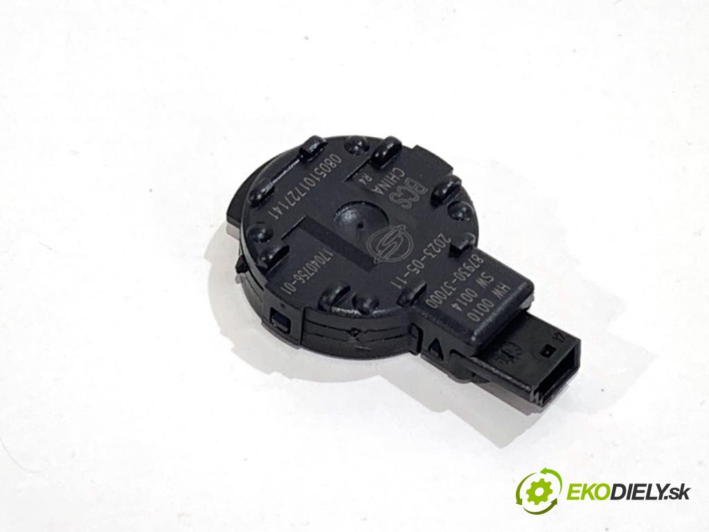 SSANGYONG TORRES  2023 120 kW 1.5 GDI AWD   (1497 ccm / 120 kW / 163 KM) 1497 Snímač dažďa 87930-37000 (Snímač dažďa)