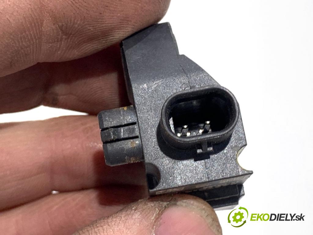 SSANGYONG TORRES  2023 120 kW 1.5 GDI AWD   (1497 ccm / 120 kW / 163 KM) 1497 snímač nárazu 86270-41000 (Snímač nárazu)