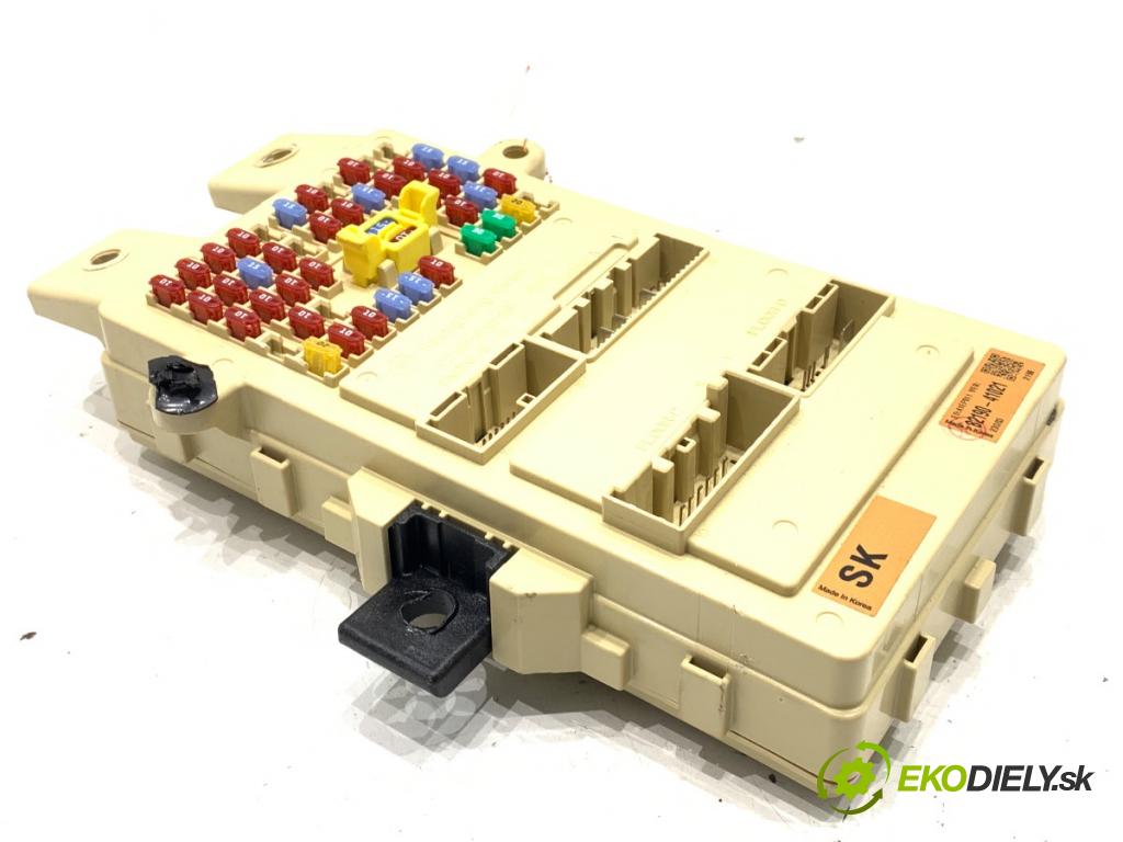 SSANGYONG TORRES  2023 120 kW 1.5 GDI AWD   (1497 ccm / 120 kW / 163 KM) 1497 skříňka poistková 82190-41021 (Pojistková skříňka)