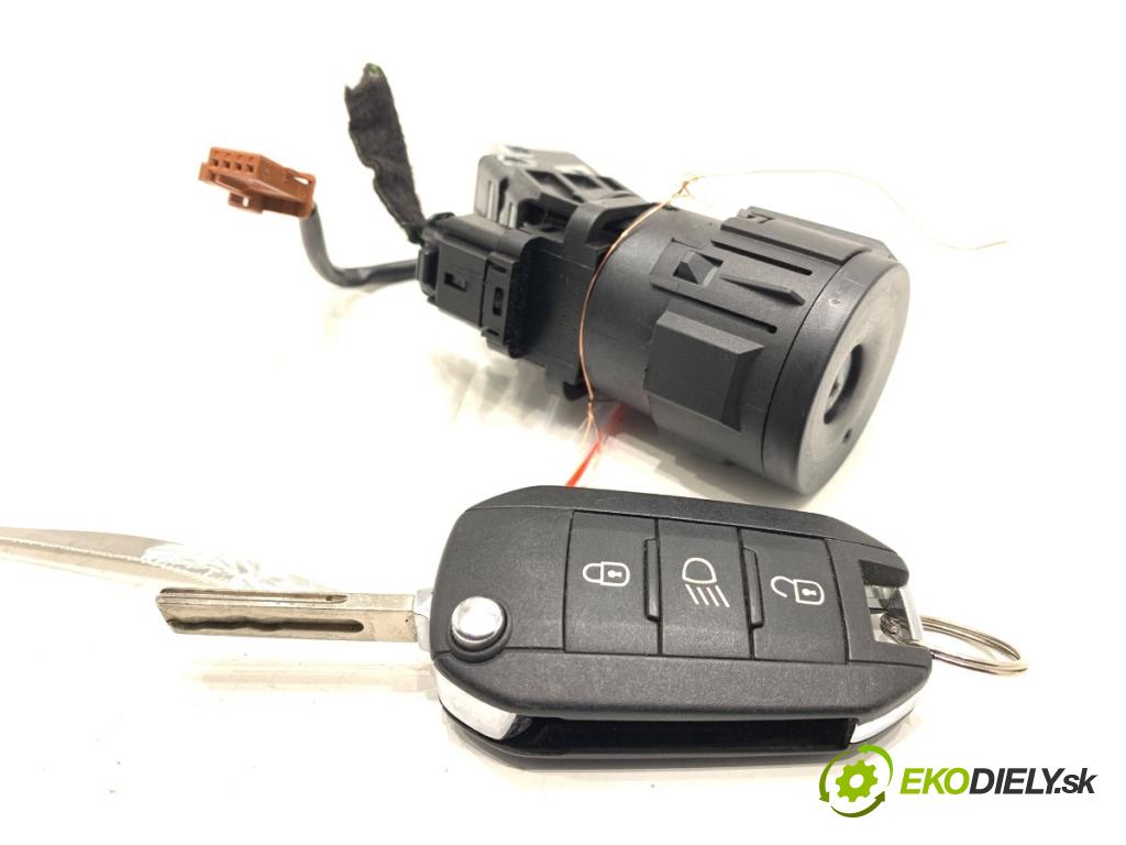 PEUGEOT 308 II liftback 2016 96 kW 1.2 THP 130 1199 spinačka 9663123380 (Spínacia skrinka)