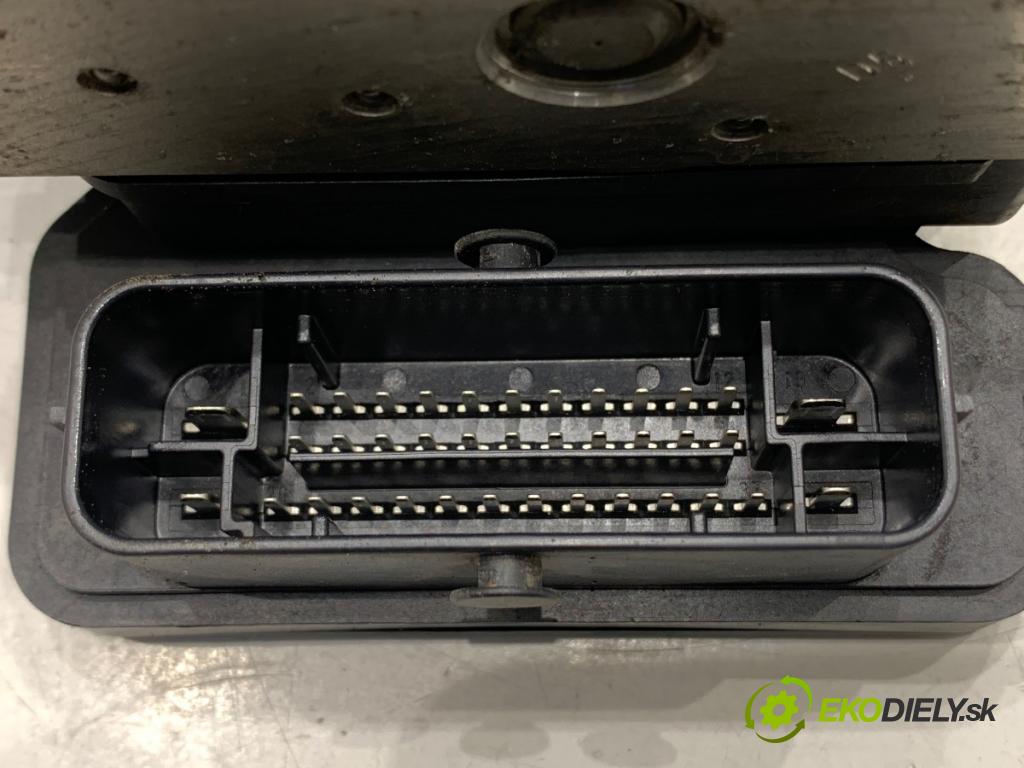 PEUGEOT 308 II liftback 2016 96 kW 1.2 THP 130 1199 Pumpa ABS 9816071180 (Pumpa ABS)