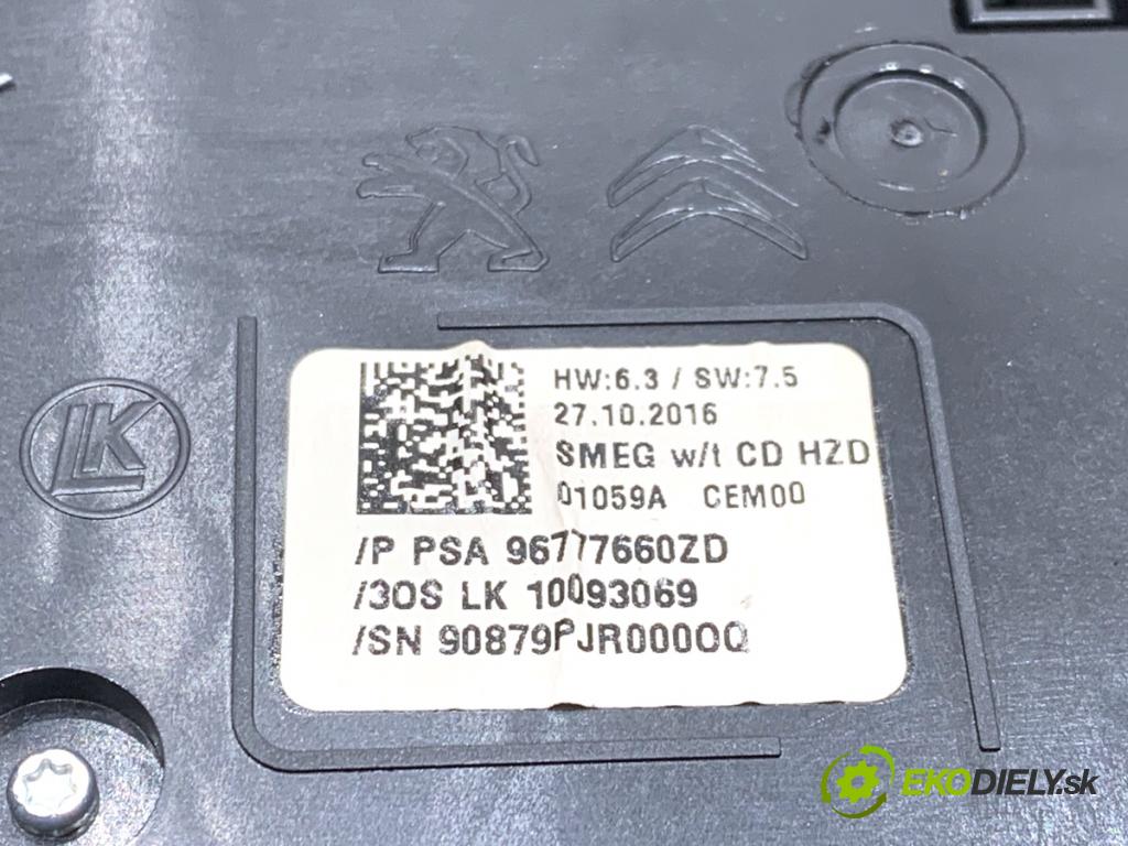 PEUGEOT 308 II liftback 2016 96 kW 1.2 THP 130 1199 Panel ovládaní topení 96777660ZD (Páčky pod volantem)