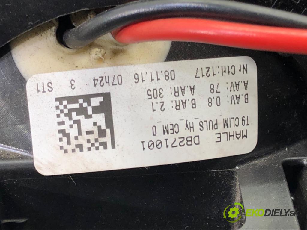 PEUGEOT 308 II liftback 2016 96 kW 1.2 THP 130 1199 Výhrevné teleso, radiátor kúrenia 9819556080 (Radiátor kúrenia)