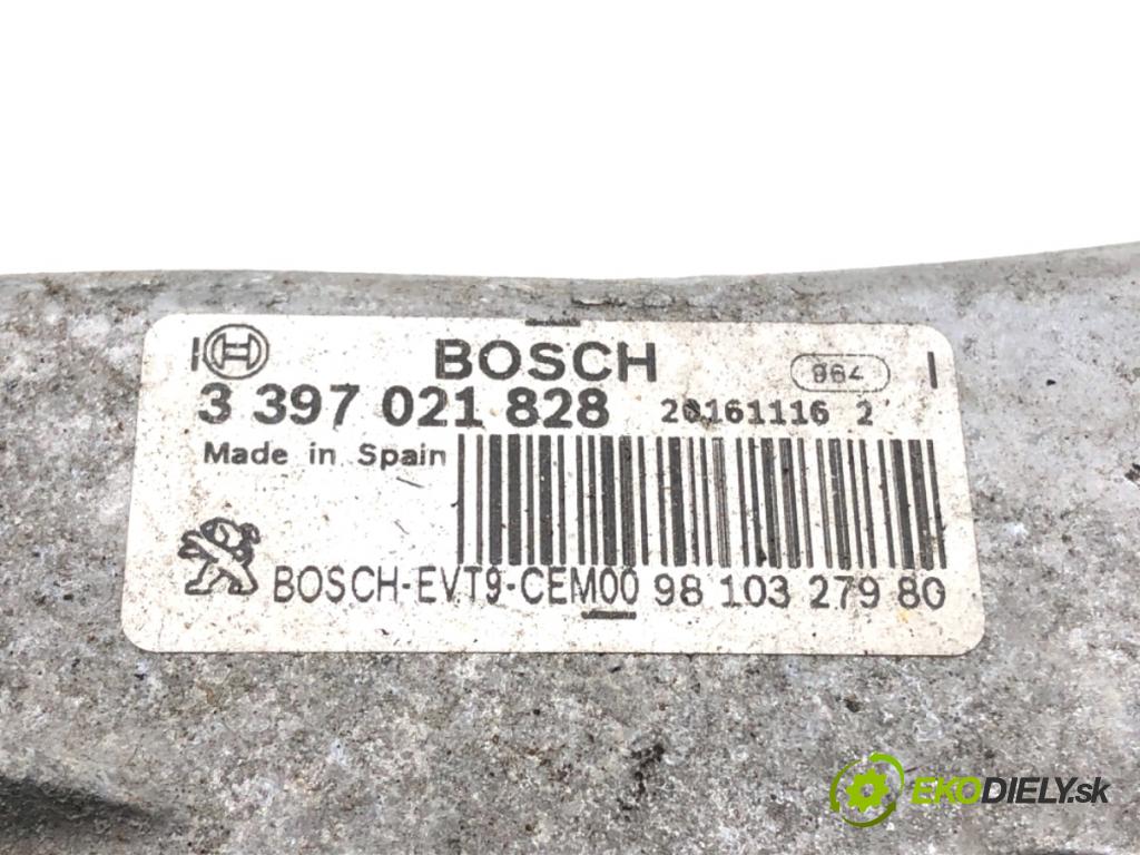 PEUGEOT 308 II liftback 2016 96 kW 1.2 THP 130 1199 Mechanizmus stieračov predný 9810327980 (Motorček stieračov predný)