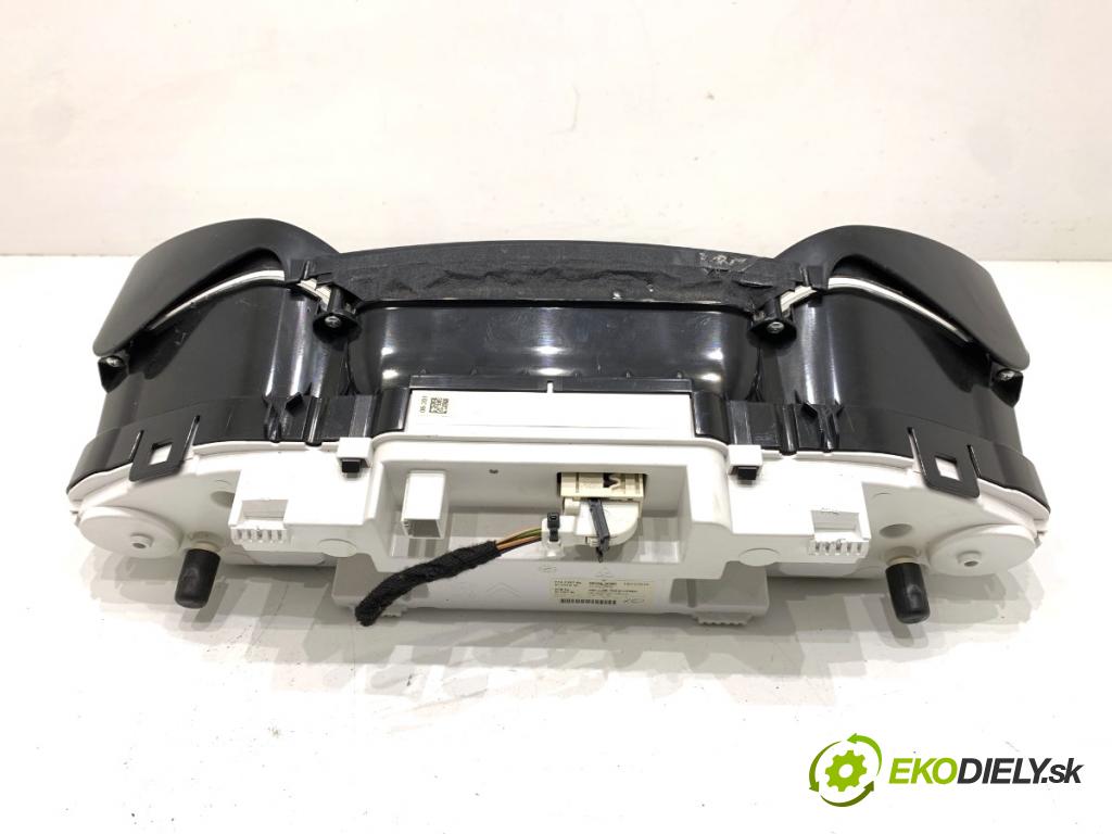 PEUGEOT 308 II liftback 2016 96 kW 1.2 THP 130 1199 Prístrojovka 9809838280 (Prístrojová doska)