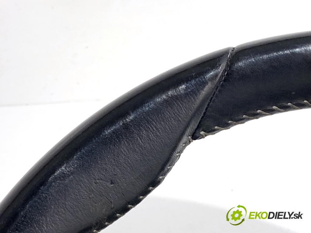 PEUGEOT 308 II liftback 2016 96 kW 1.2 THP 130 1199 Volant  (Volant)