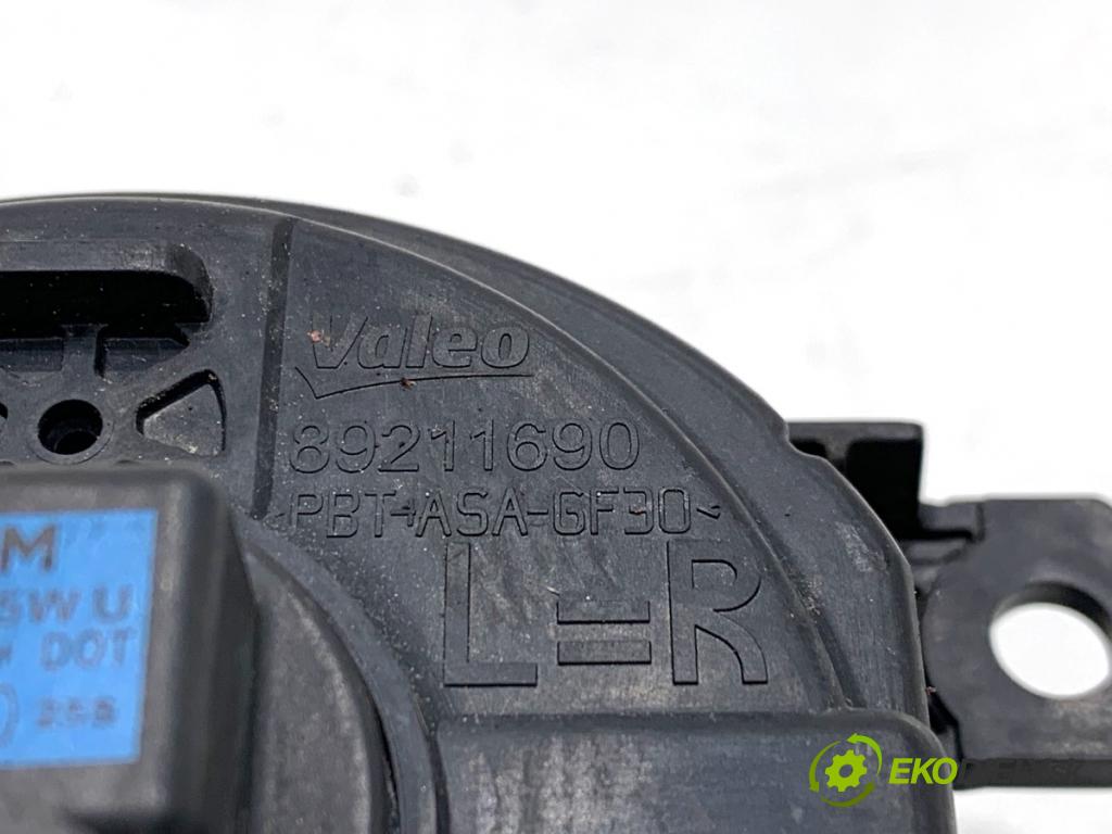 PEUGEOT 308 II liftback 2016 96 kW 1.2 THP 130 1199 hmlové svetlo, hmlovka levý přední část 9687410080