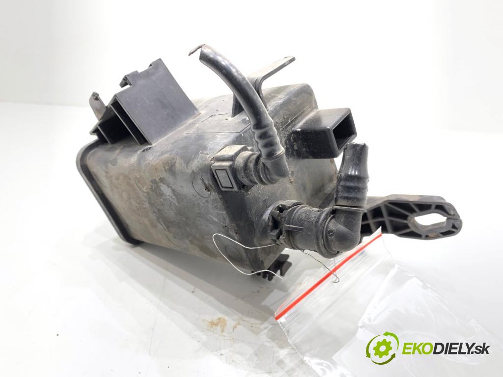 PEUGEOT 308 II liftback 2016 96 kW 1.2 THP 130 1199 filter peľový 9673538080