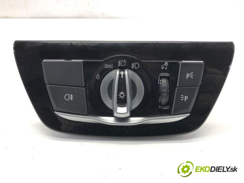 BMW G30 sedan 2021 110 kW 518 d Mild-Hybrid 1995 spínač světel 9472969