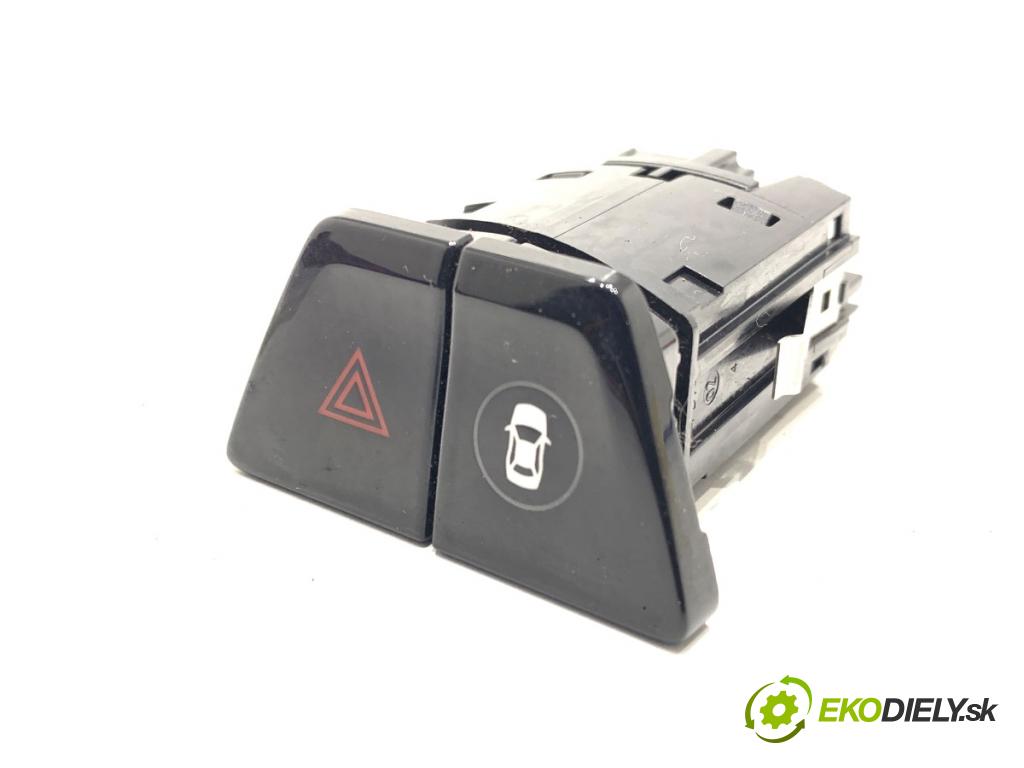 BMW G30 sedan 2021 110 kW 518 d Mild-Hybrid 1995 Spínač svetiel výstražných (núdzových) 9423271 (Prepínacie páčky pod volantom)