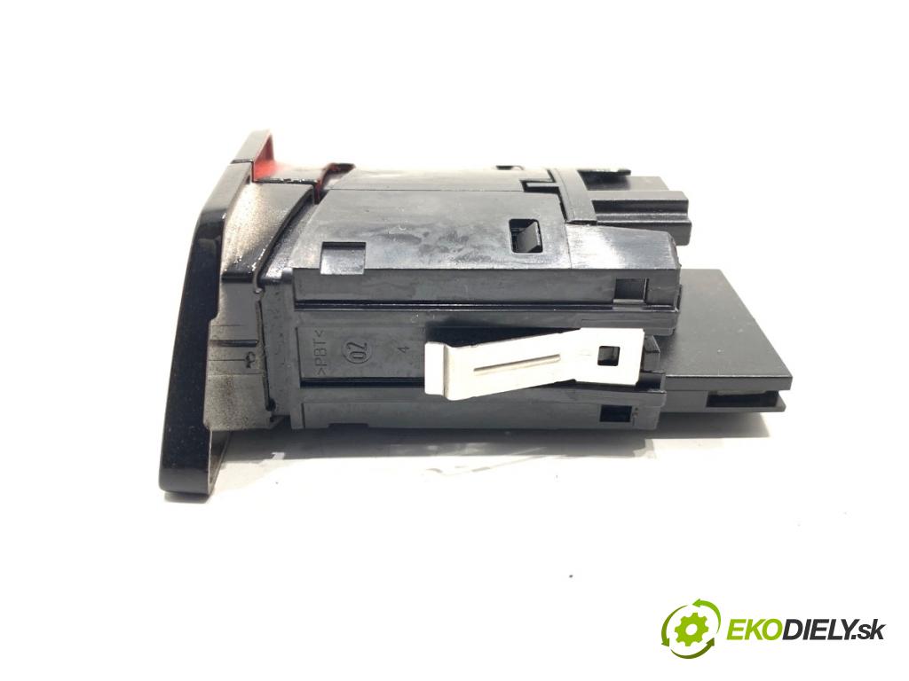 BMW G30 sedan 2021 110 kW 518 d Mild-Hybrid 1995 Spínač svetiel výstražných (núdzových) 9423271 (Prepínacie páčky pod volantom)