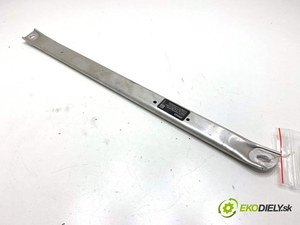 BMW G30 sedan 2021 110 kW 518 d Mild-Hybrid 1995 výztuha horní 7407775 (Výztuha)