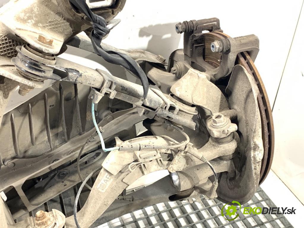 BMW G30 sedan 2021 110 kW 518 d Mild-Hybrid 1995 výztuha zadní část