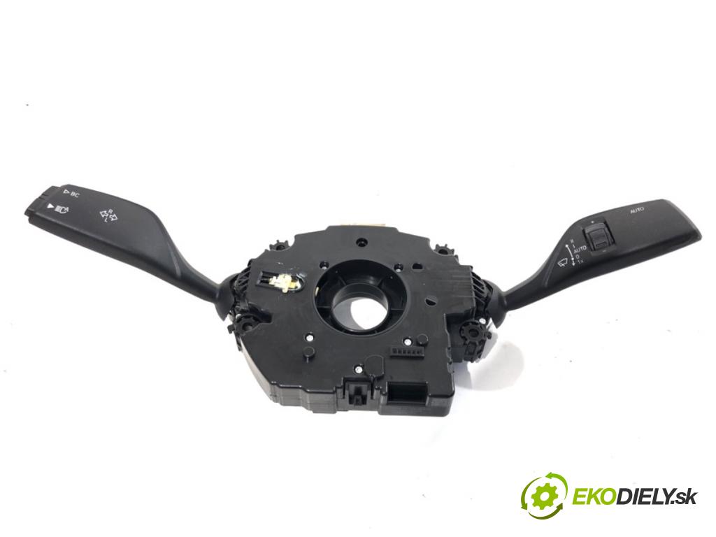 BMW G30 sedan 2021 110 kW 518 d Mild-Hybrid 1995 Prepínač kombinovaný 8267498 (Prepínacie páčky pod volantom)