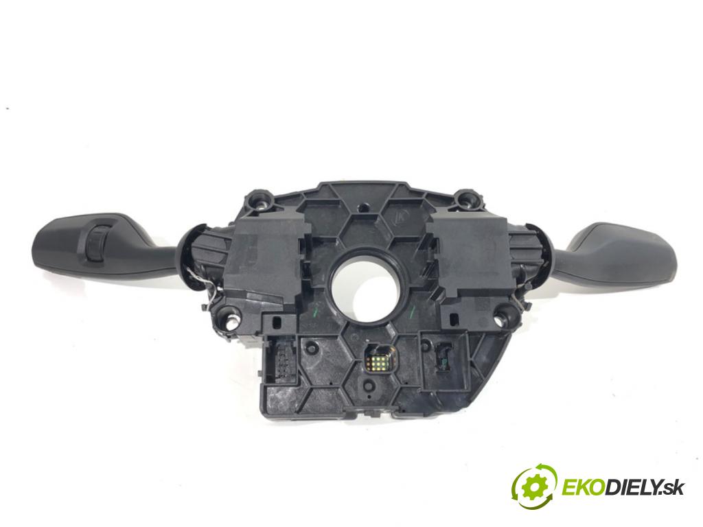 BMW G30 sedan 2021 110 kW 518 d Mild-Hybrid 1995 Prepínač kombinovaný 8267498 (Prepínacie páčky pod volantom)