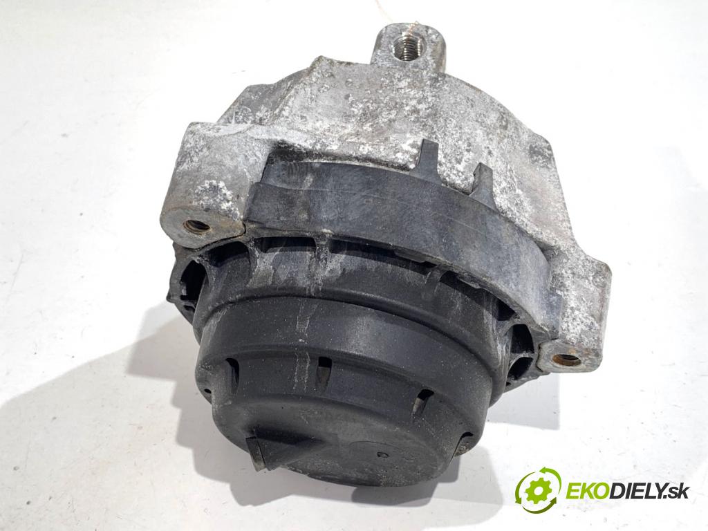 BMW G30 sedan 2021 110 kW 518 d Mild-Hybrid 1995 AirBag Motor pravy 6883514