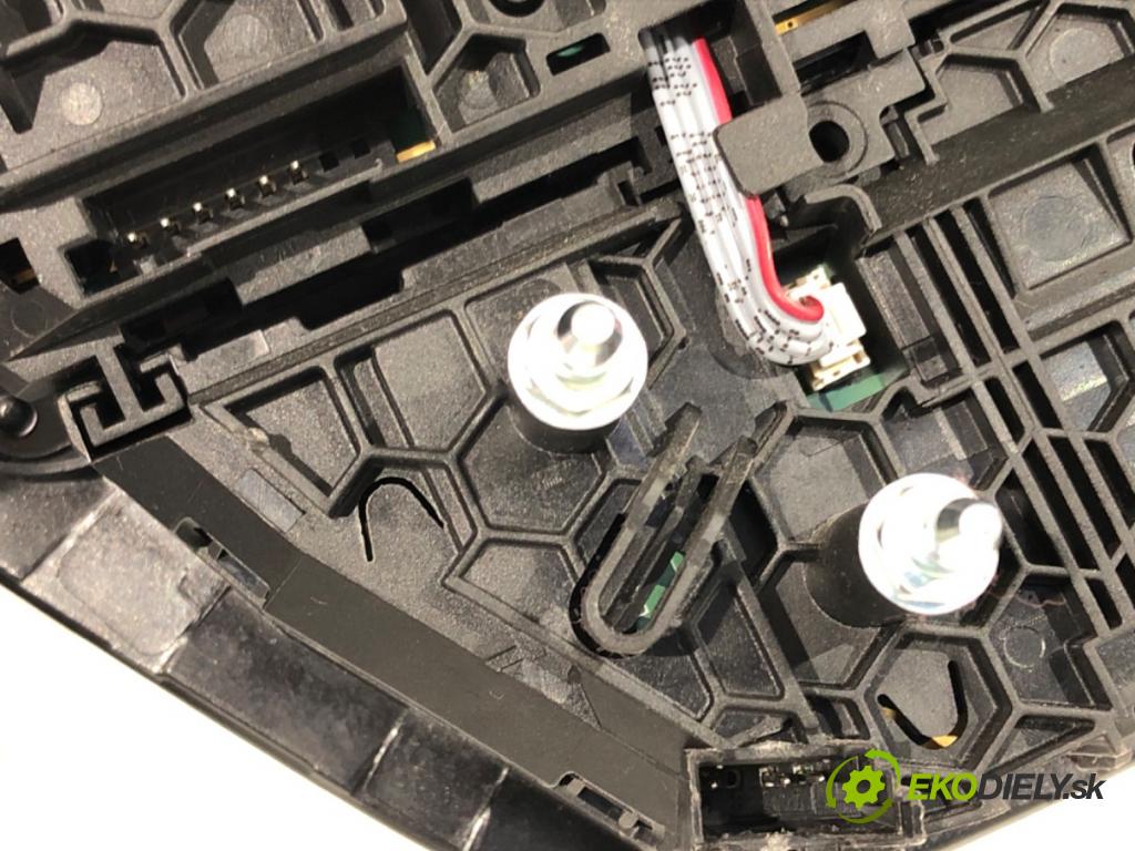 BMW G30 sedan 2021 110 kW 518 d Mild-Hybrid 1995 Panel ovládania kúrenia 7947868 (Prepínacie páčky pod volantom)