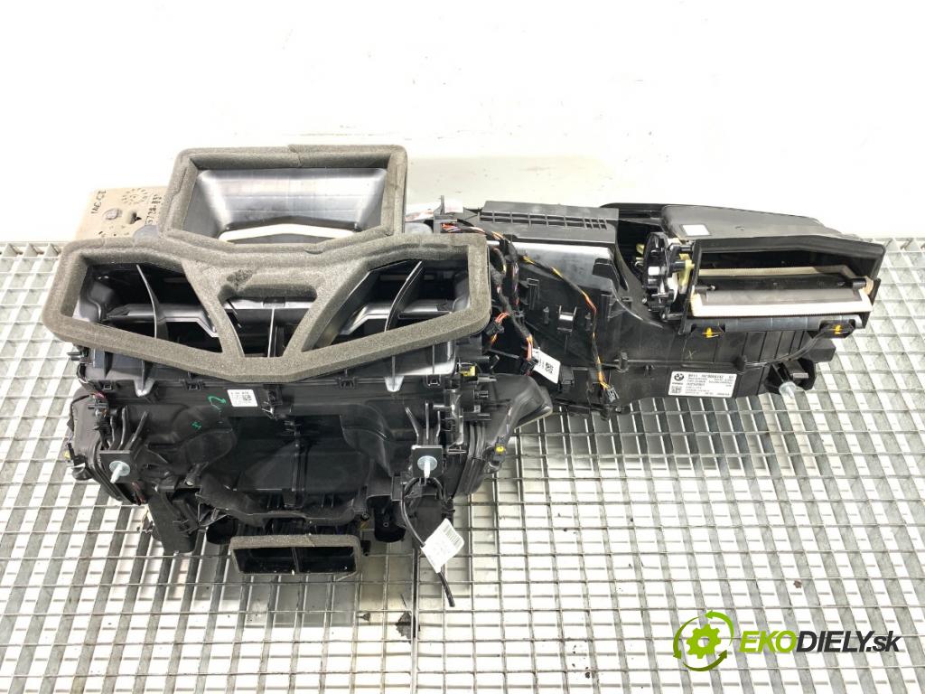 BMW G30 sedan 2021 110 kW 518 d Mild-Hybrid 1995 topné těleso radiátor topení komplet KOMBAJN 9868742 (Radiátor topení)