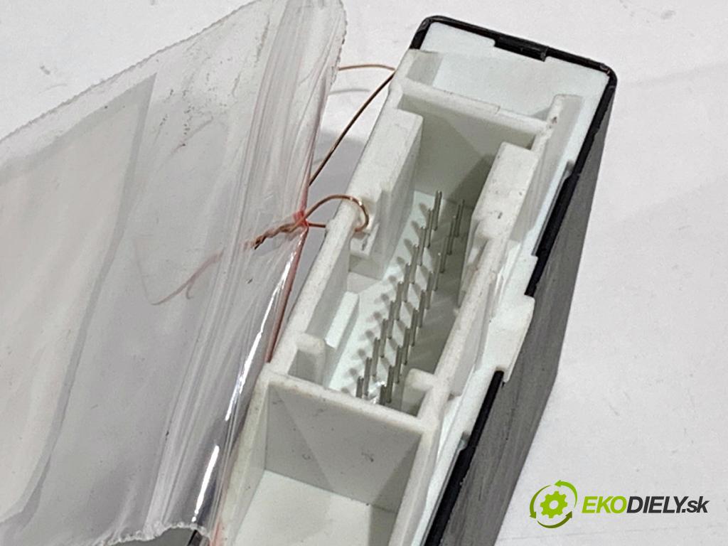 BMW G30 sedan 2021 110 kW 518 d Mild-Hybrid 1995 Modul PDC 7910908 (Riadiaca jednotka ostatné)