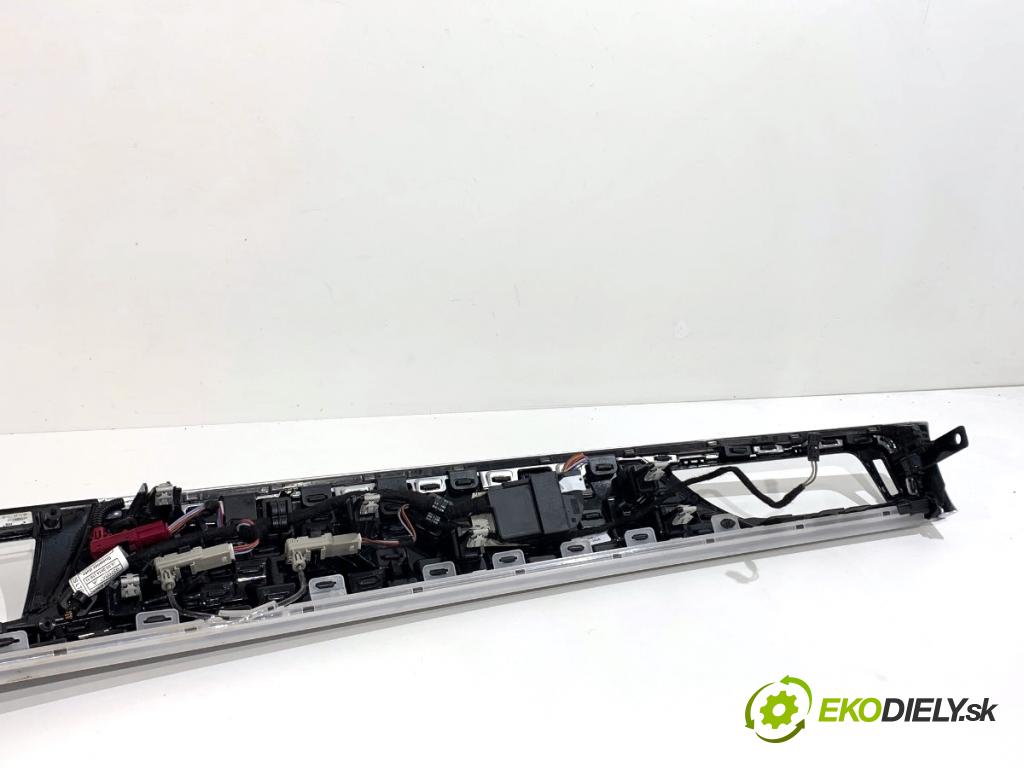 BMW G30 sedan 2021 110 kW 518 d Mild-Hybrid 1995 lišty kryt 9378020 (Lišta)