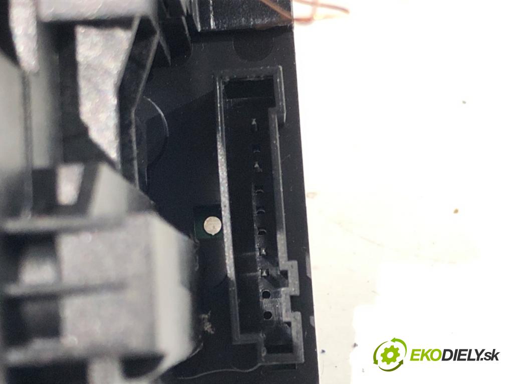 BMW G30 sedan 2021 110 kW 518 d Mild-Hybrid 1995 Kulisa 9458751 (Rýchlostná páka (kulisa))