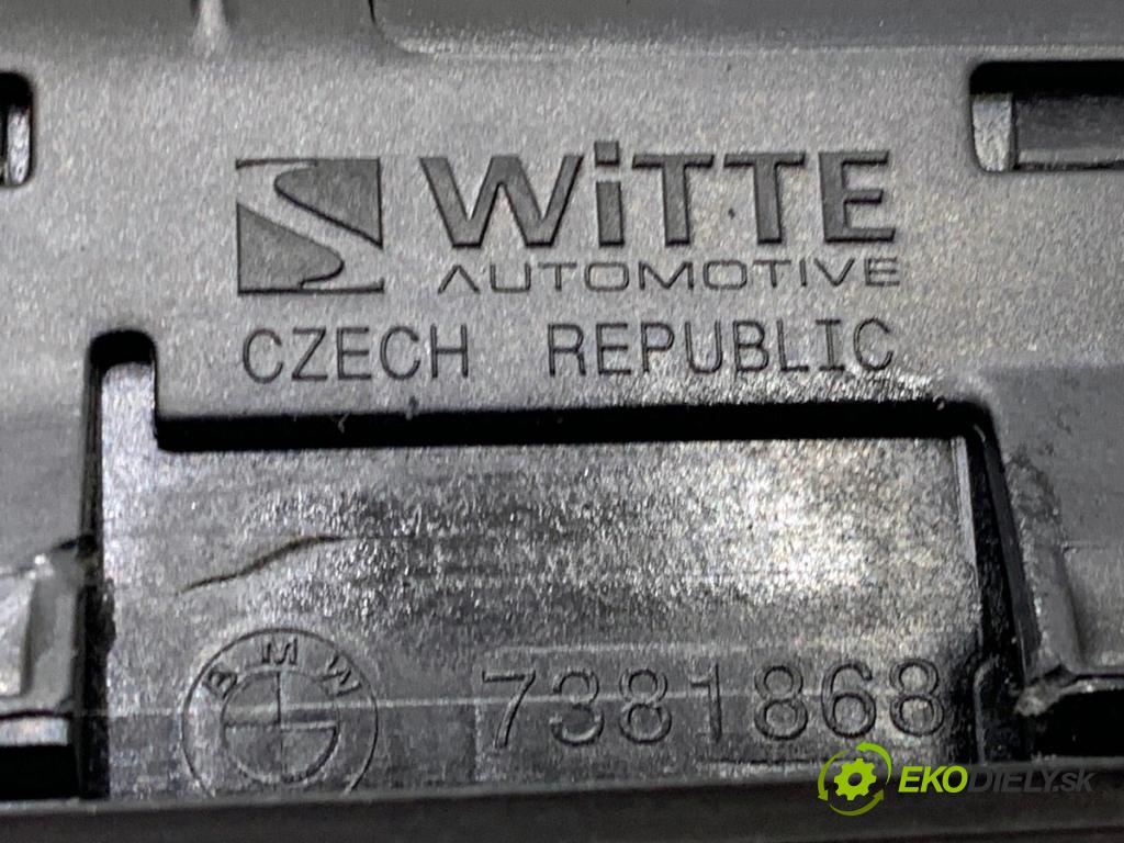 BMW G30 sedan 2021 110 kW 518 d Mild-Hybrid 1995 klika dveří zadní část 7405635