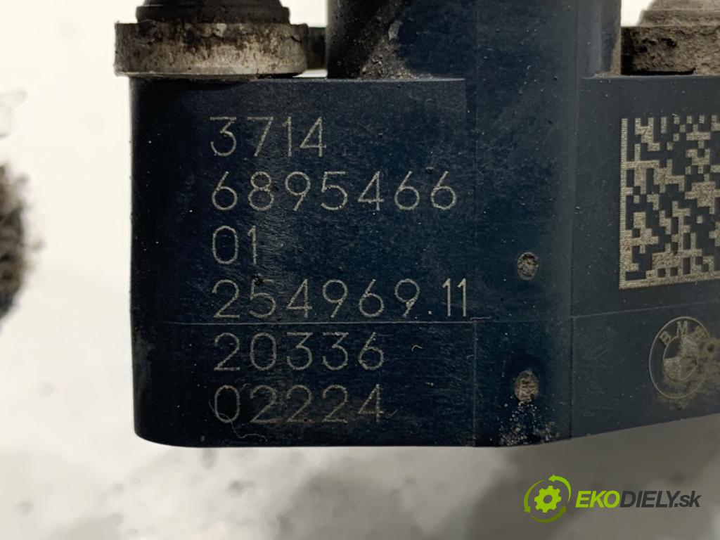 BMW G30 sedan 2021 110 kW 518 d Mild-Hybrid 1995 Snímač XENON 6895466 (Snímač)