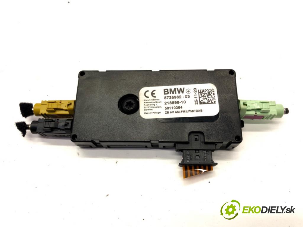 BMW G30 sedan 2021 110 kW 518 d Mild-Hybrid 1995 zesilovač Antenní: 8735982 (Zesilovač)