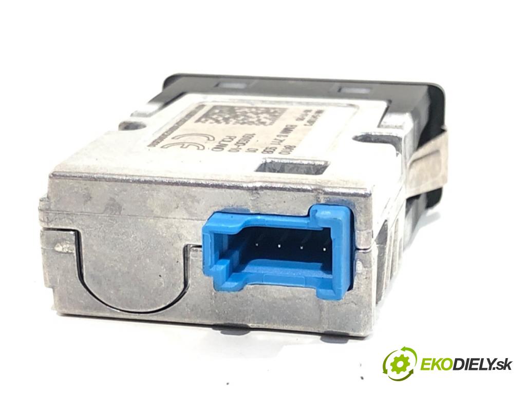 BMW G30 sedan 2021 110 kW 518 d Mild-Hybrid 1995 HNÍZDO: USB 8711938