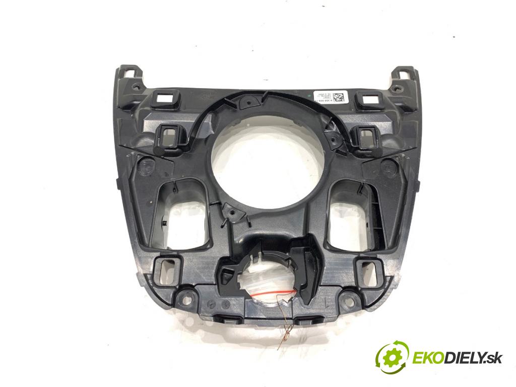 BMW G30 sedan 2021 110 kW 518 d Mild-Hybrid 1995 krycí plasty reproduktory 9358058