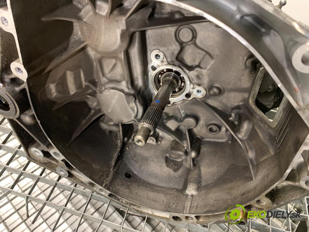 PEUGEOT 308 II liftback 2016 96 kW 1.2 THP 130 1199 Prevodovka 20EA52 (Prevodovka)