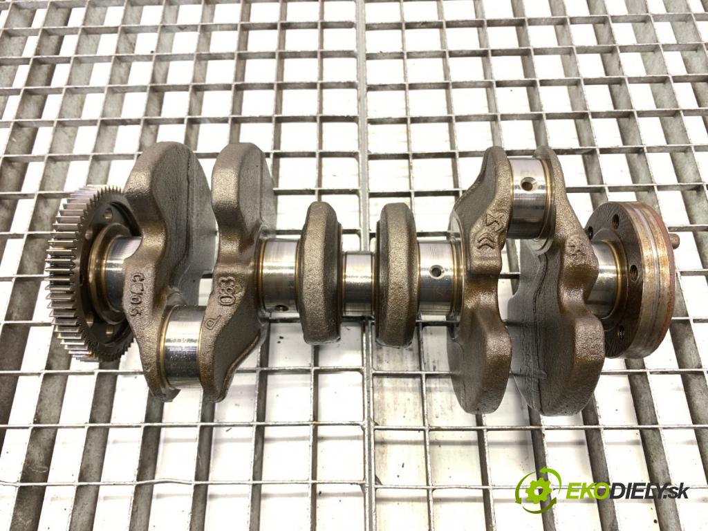 PEUGEOT 308 II liftback 2016 96 kW 1.2 THP 130 1199 Kardaň, hriadeľ KLIKA: HNY (Blok motora ostatné)