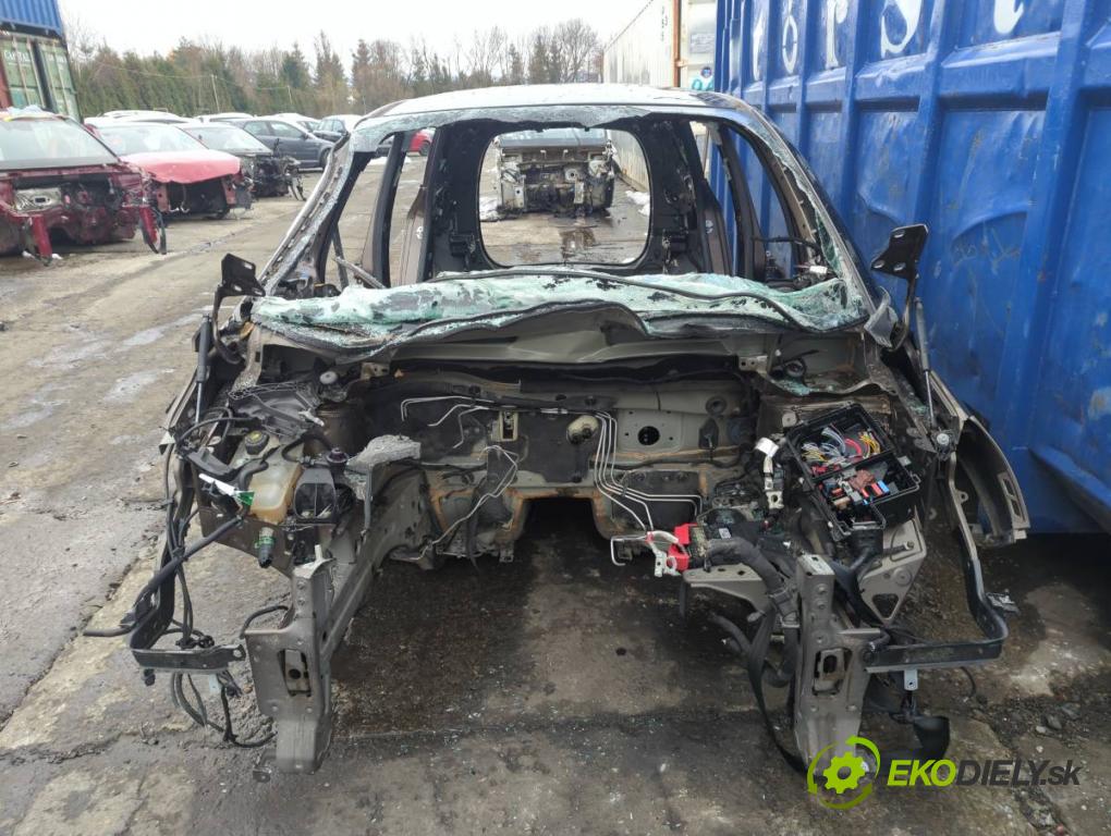 RENAULT GRAND SCENIC IV nadwozie wielkoprzestrzenne (MPV) 2018 103 kW 1.3 TCe 140 1332 KAROSERIA ČTVRŤÁK blatník zadní část levý pravý práh střecha PODŁUŻNICA levý pravý