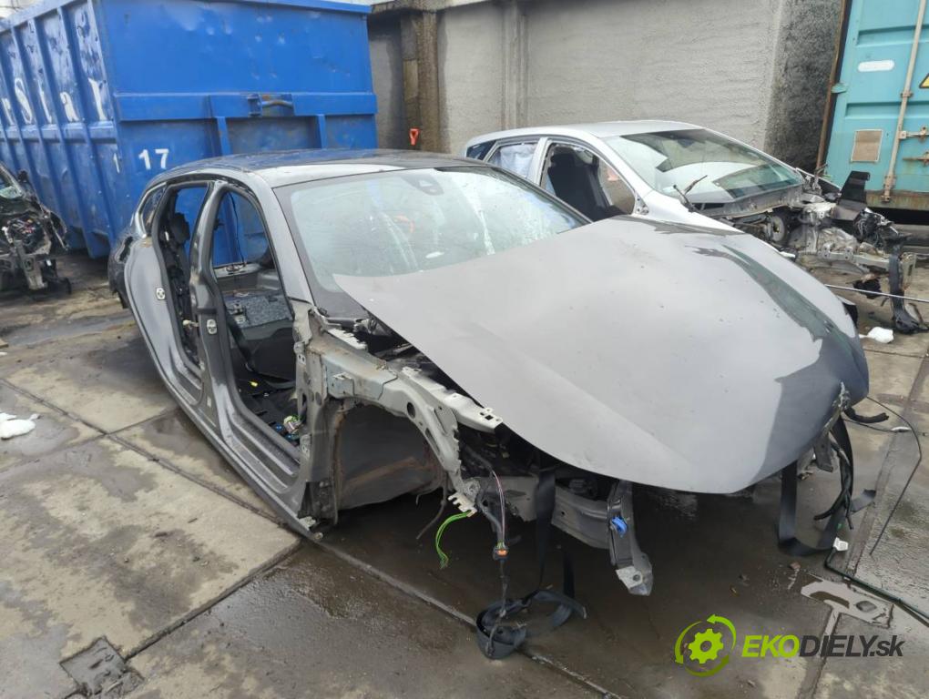 PEUGEOT 508 SW II Kombi 2019 96 kW 1.5 BlueHDi 130 1499 KAROSERIA ČTVRŤÁK blatník zadní část levý pravý práh střecha PODŁUŻNICA levý pravý 