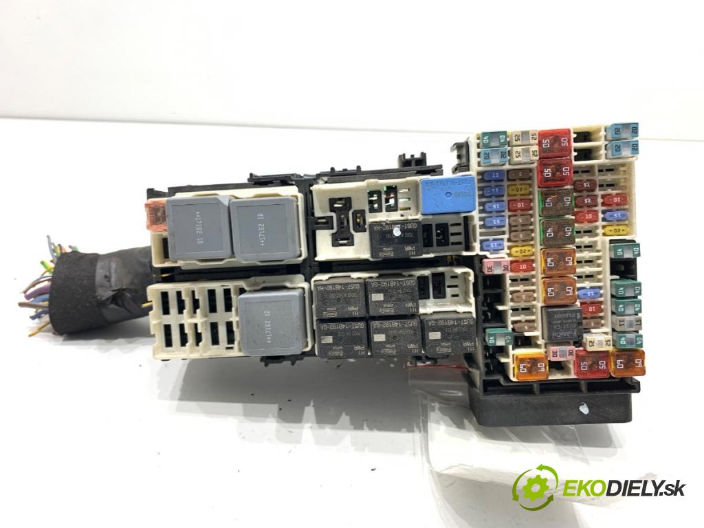 FORD TRANSIT CUSTOM I Autobus 2017 96 kW 2.0 EcoBlue 1995 skříňka poistková GK2T-14401-CNB (Pojistková skříňka)