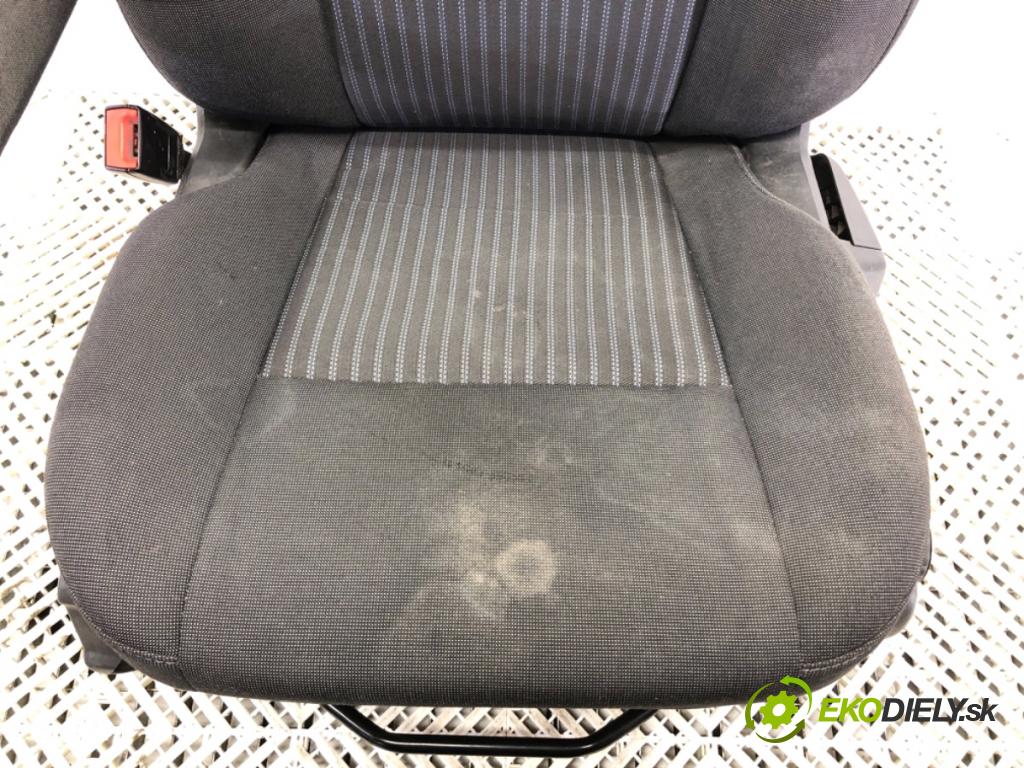 FORD TRANSIT CUSTOM I Autobus 2017 96 kW 2.0 EcoBlue 1995 Sedadlo ľavy predný