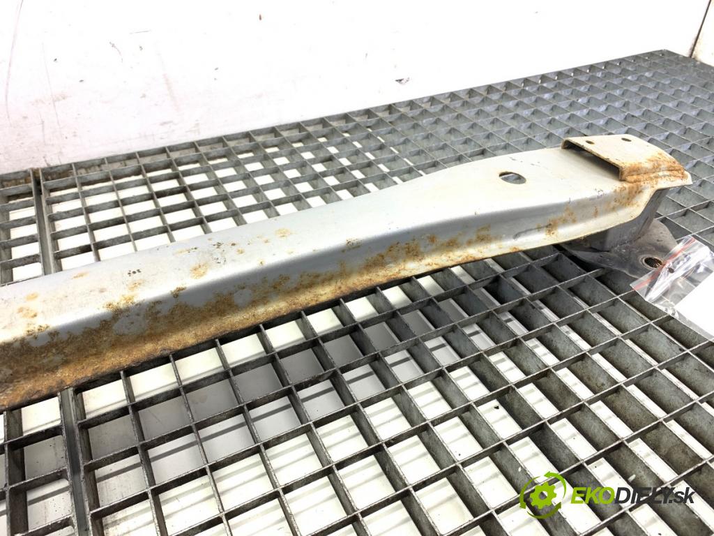 MAZDA 2 DE liftback 2010 63 kW 1.3 (DE3FS) 1349 Výstuha nárazníka zad  (Výstuha zadná)