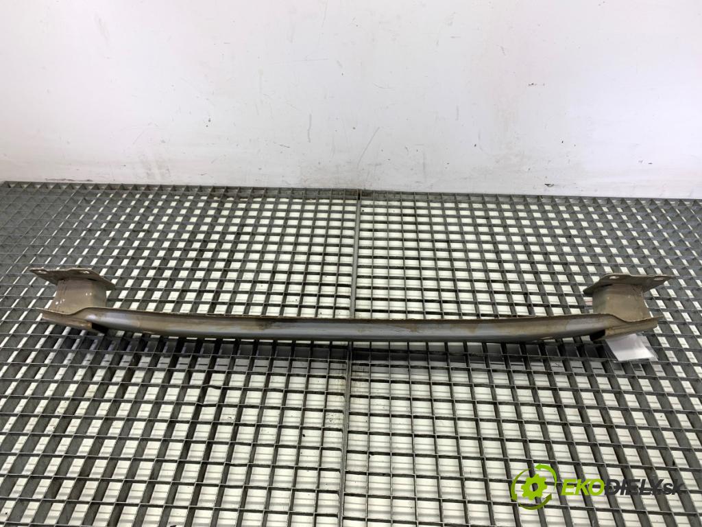 MAZDA 2 DE liftback 2010 63 kW 1.3 (DE3FS) 1349 Výstuha nárazníka zad  (Výstuha zadná)