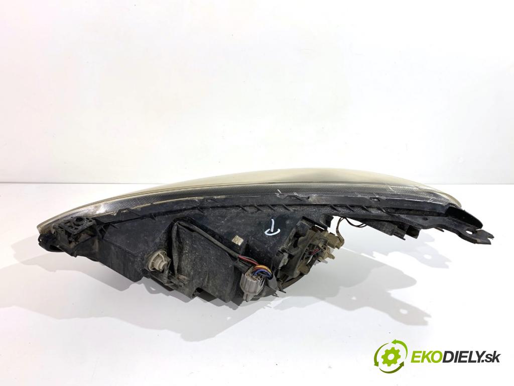 MAZDA 2 DE liftback 2010 63 kW 1.3 (DE3FS) 1349 Svetlomet pravy predný