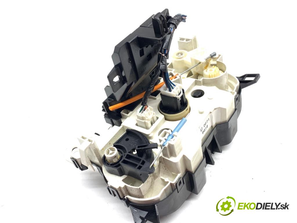 MAZDA 2 DE liftback 2010 63 kW 1.3 (DE3FS) 1349 Panel ovládania kúrenia  (Prepínacie páčky pod volantom)