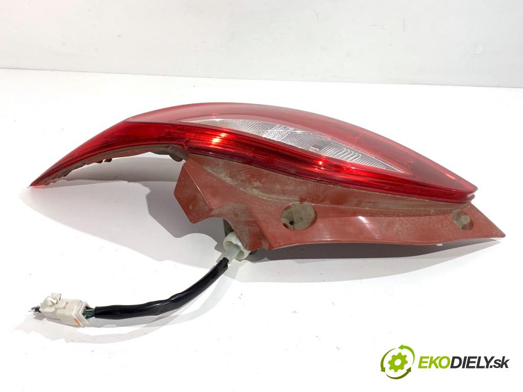 MAZDA 2 DE liftback 2010 63 kW 1.3 (DE3FS) 1349 Svetlo pravy zad