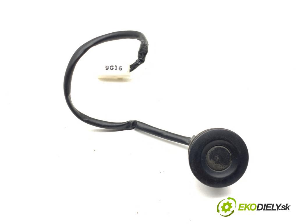 MAZDA 2 DE liftback 2010 63 kW 1.3 (DE3FS) 1349 Kľučka dverí zad 