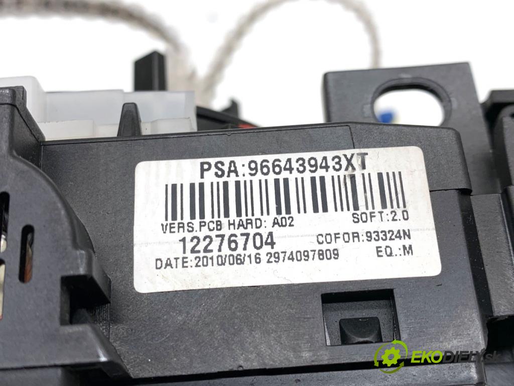 PEUGEOT 308 I liftback 2010 80 kW 1.6 HDi 1560 Prepínač kombinovaný 96643943XT (Prepínacie páčky pod volantom)