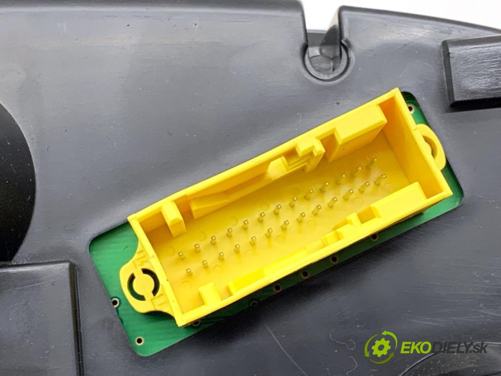 PEUGEOT 308 I liftback 2010 80 kW 1.6 HDi 1560 Prístrojovka 554001550317 (Prístrojová doska)