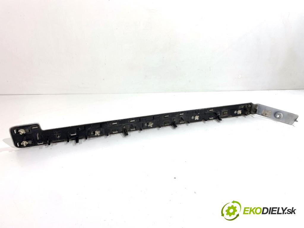 PEUGEOT PARTNER IV Nadwozie pełne/minivan 2020 75 kW 1.5 BlueHDi 100 1499 krycie plasty lyžiny Dvere posúvne pravy 98186968