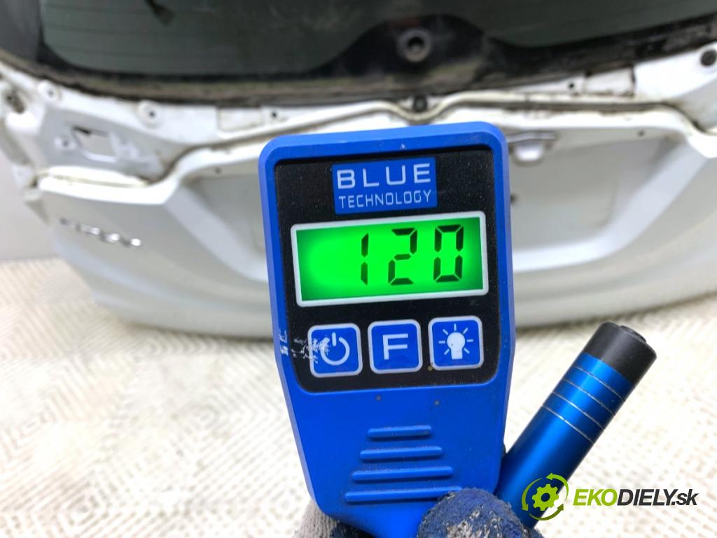 HONDA HR-V SUV 2017 96 kW 1.5 (RU1) 1498 kapota zadní část